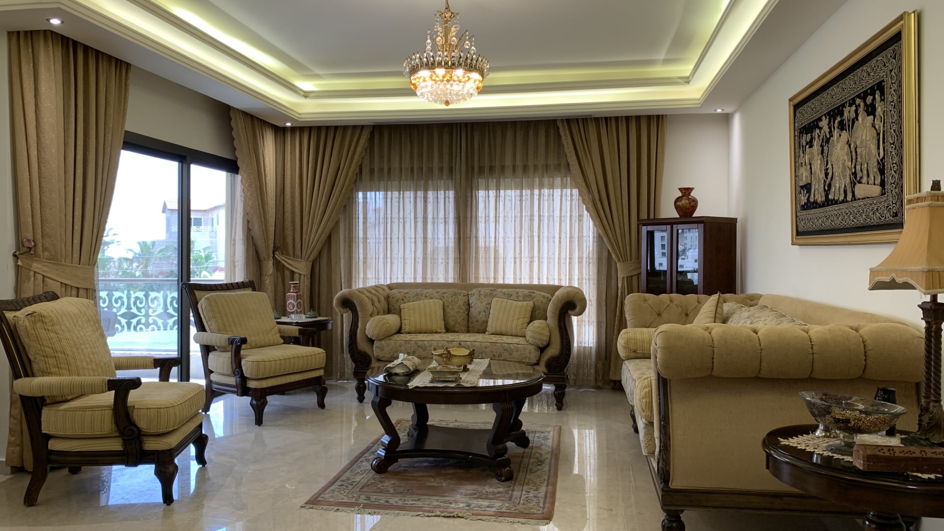 Furnished 4 Bedrooms Apartment