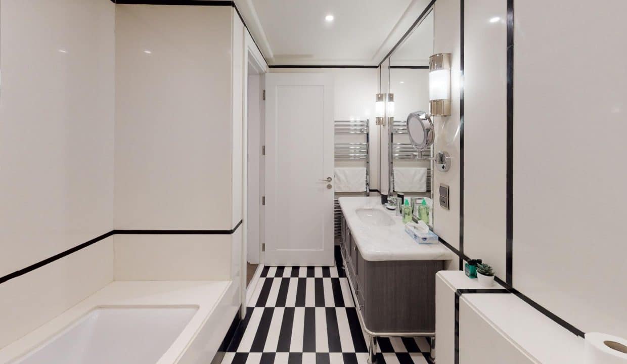 Apartment-in-Campbell-Gray-Abdali-Bathroom