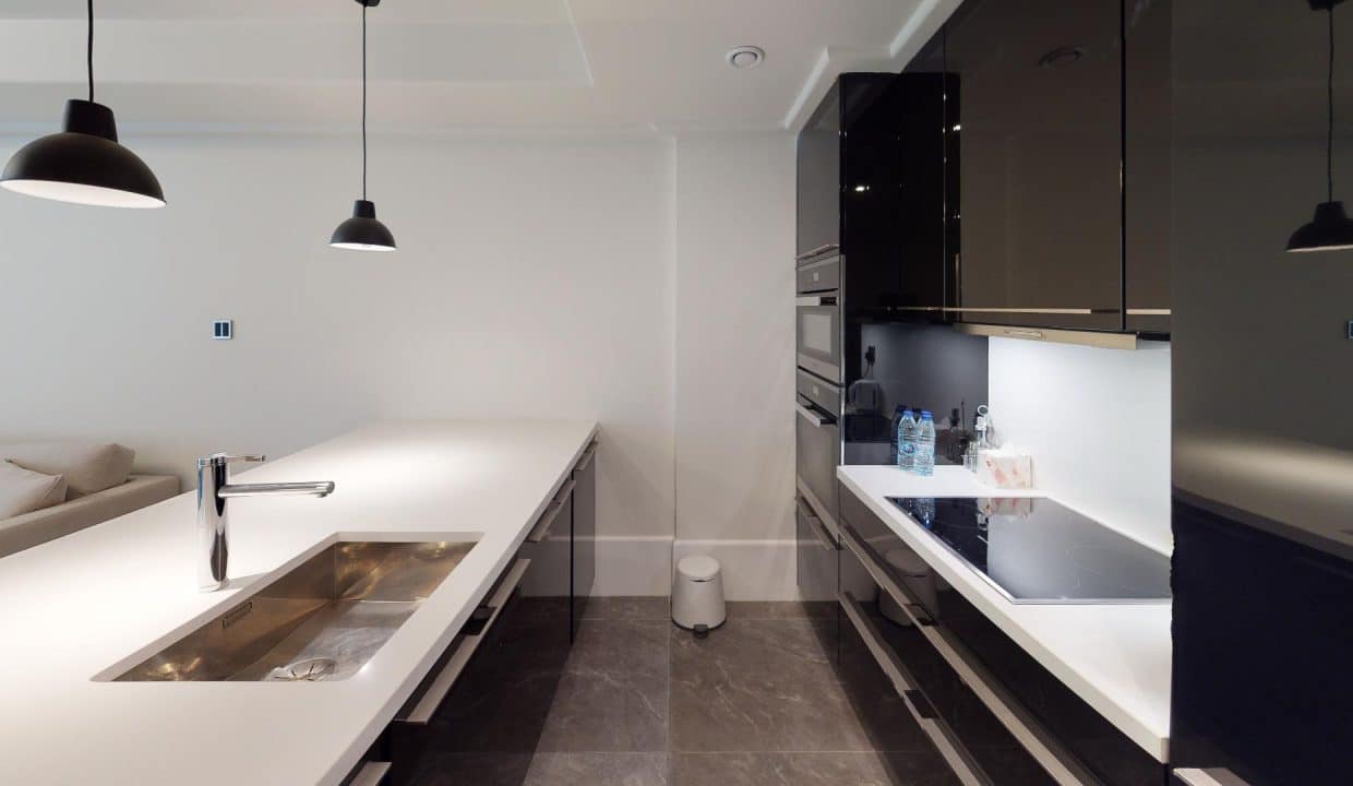 Apartment-in-Campbell-Gray-Abdali-Kitchen