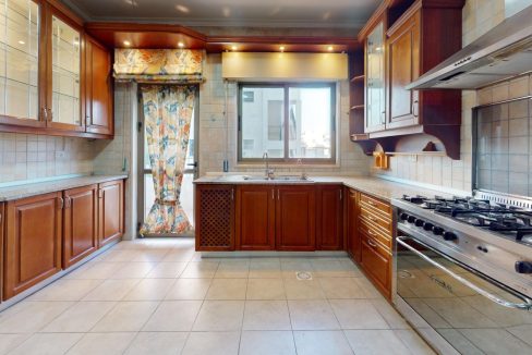 Unfurnished-Apartment-for-Rent-Kitchen 2