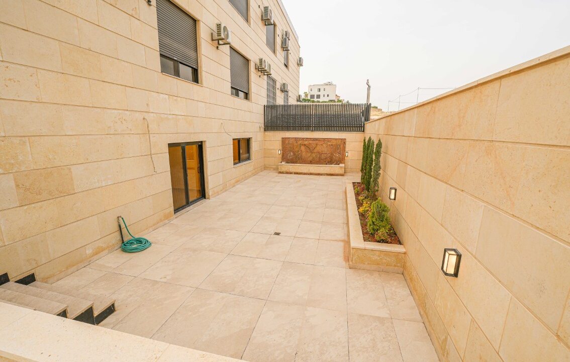 smaller - From upper terrace to lower (Custom)