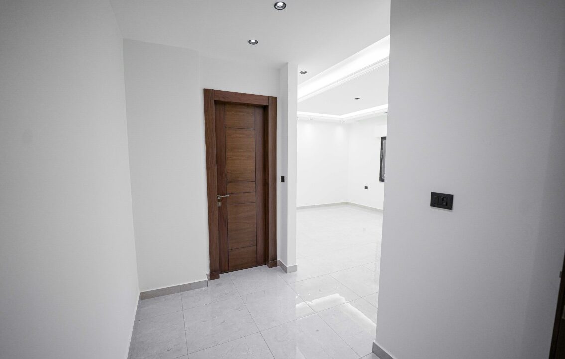 smaller - master bedroom (Custom)